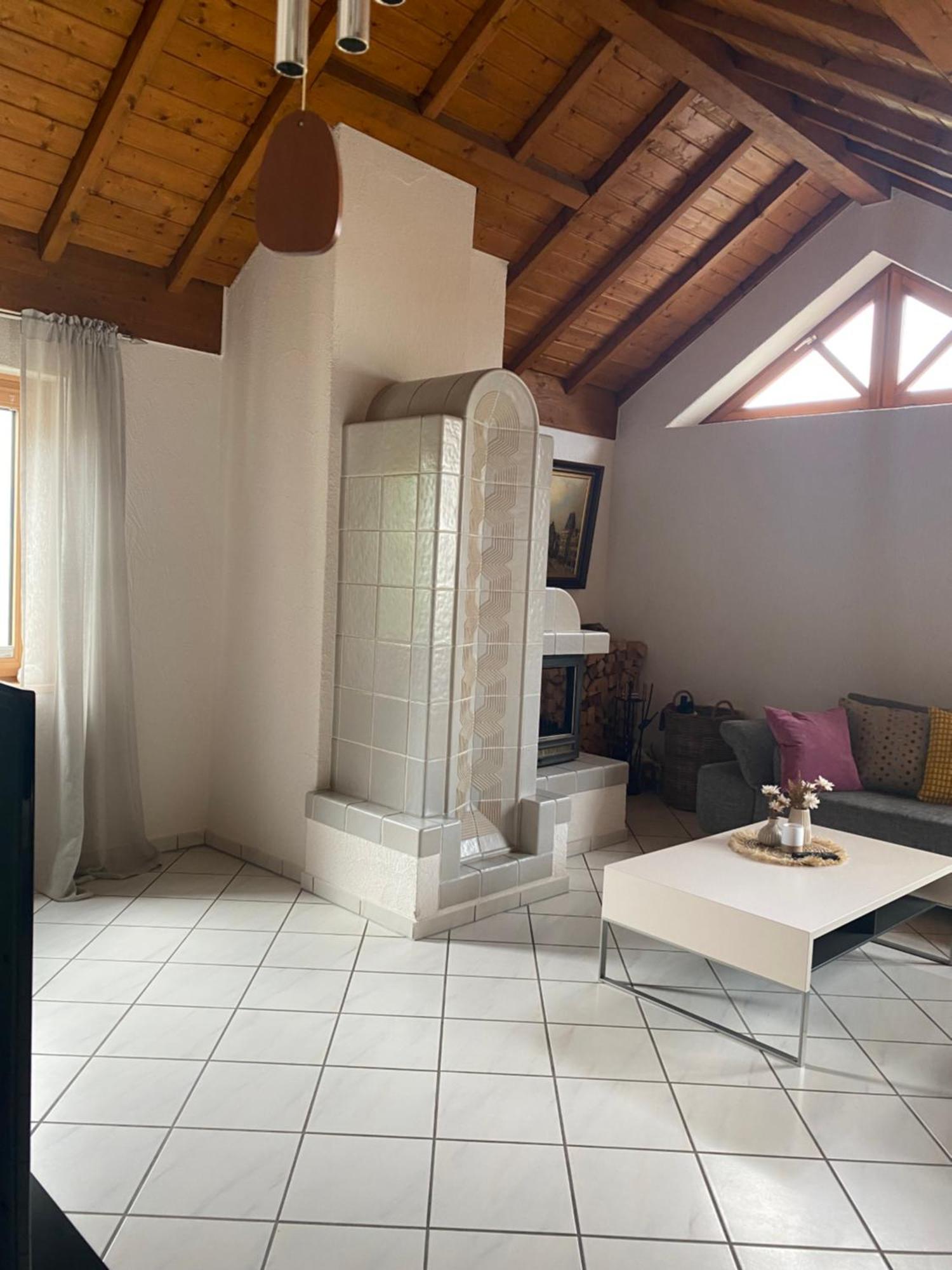 Ferienwohnung Lodge 43 トリーア エクステリア 写真